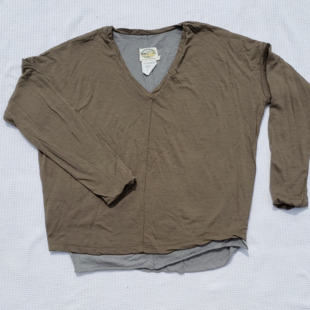 Ramblers Way V-neck double layered top